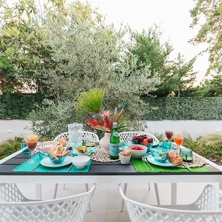 Mariya Art Living Nea Skioni